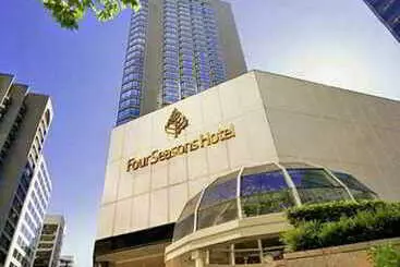 בית מלון כפרי Four Seasons Vancouver