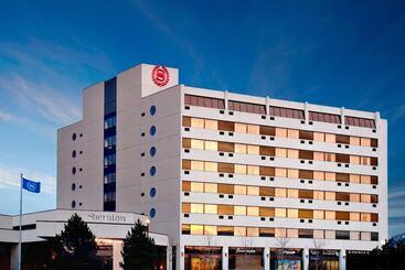 Sheraton Hotel Newfoundland