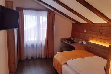 Отель Taescherhof