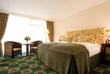 Althoff Hotel Fürstenhof