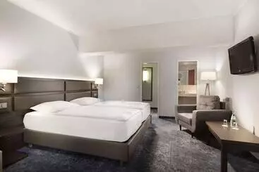 Отель Wyndham Köln