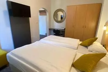 בית מלון כפרי Krone