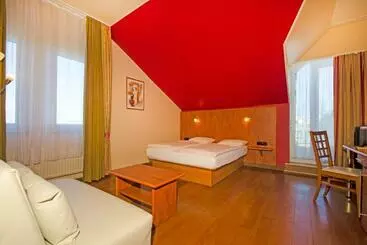 Отель Star Inn  München Nord, By Comfort