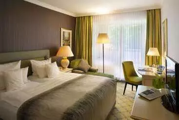 Steigenberger Hotel Der Sonnenhof