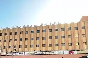 هتل Grand Astoria