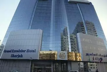אתר נופש Grand Excelsior Sharjah