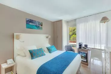 ホテル Best Western Plus Hôtel La Rade