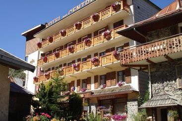 هتل Hôtel Du Centre
