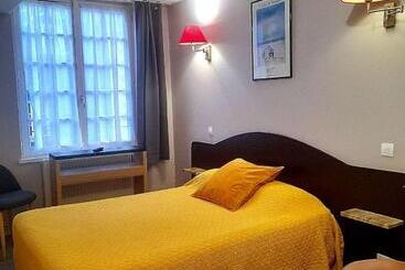 Hotel Les Cascades   Hôtel De Charme