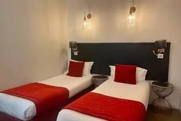 ホテル Eiffel Rive Gauche