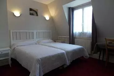 فندق Hostel Du Roy