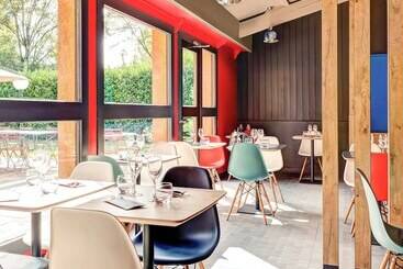 Отель Ibis Lyon Nord