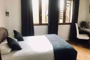 ホテル Logis Le Clos Deauville Saint Gatien