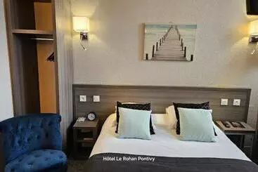 Hotell Hôtel Le Rohan Charme Et Caractère