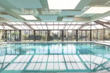 هتل Grand Hôtel Des Thermes