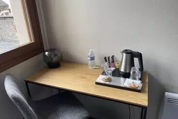 Отель Cit Hôtel Le Welcome