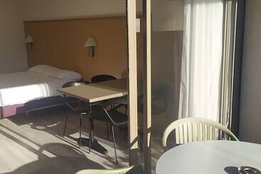 ホテル Thalazur Antibes & Spa