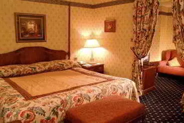 Otel Swallow Three Tuns