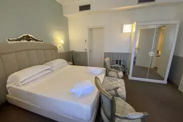 Jr Hotels Oriente Bari