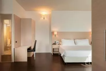 هتل Baia Flaminia