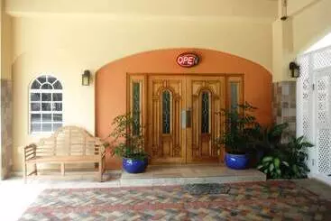 בית מלון כפרי Rondel Village