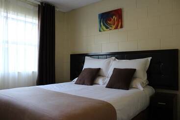 Cedar Lodge Motel Hamilton