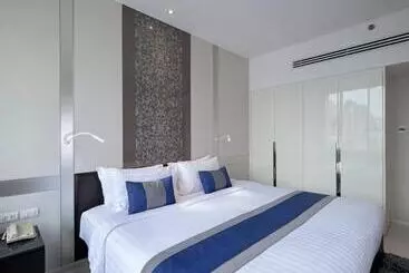 Mandarin Hotel Managed By Centre Point