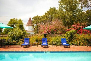 Szálloda Anchuca Historic Mansion & Inn