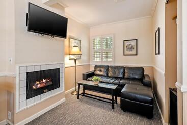 هتل Apple Farm Inn