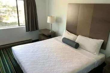 Hotel Brookings Inn Resort