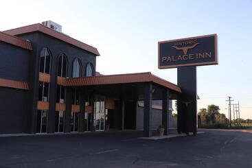 هتل Historic Cow Palace Inn
