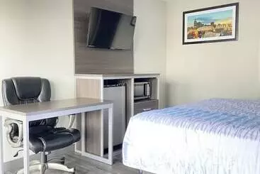 בית מלון כפרי Knights Inn Nashville