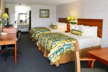 Magnuson Hotel Howell/brighton