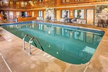 בית מלון כפרי Quality Inn Ashland   Lake Superior