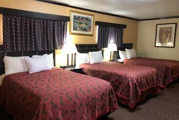 فندق على الطريق Flamingo Inn