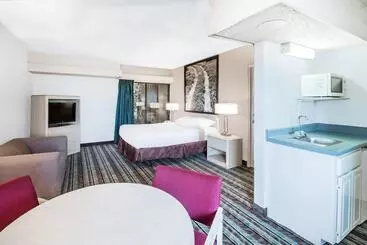 Republic Hotel Of Ozona