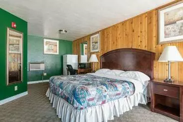 Hotel Medford OR North