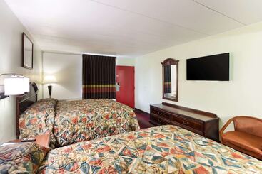 בית מלון כפרי Rodeway Inn