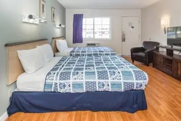 فندق على الطريق San Jose Airport Inn