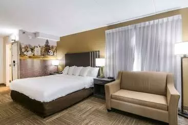 فندق Clarion Pointe Jamestown Falconer