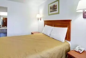 فندق Econo Lodge Temple