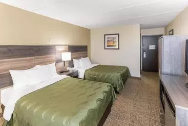 Hotel Quality Inn & Suites