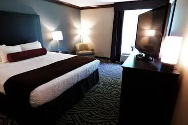 Best Western Plus Kingston Hotel And Conference Center