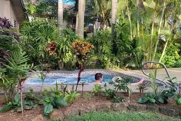 Hanalei Colony Resort