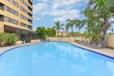 فندق Embassy Suites By Hilton Anaheim Orange