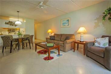 Отель Kihei Akahi Condos