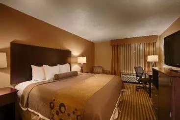 Wyndham Tucson Airport Hotel & Conference Center