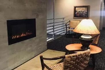 Hotelli Days Inn And Suites By Wyndham Downtown Missoulauniversity