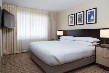 هتل Doubletree Suites By Hilton Nashville Airport