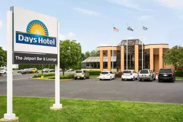 Days Hotel By Wyndham Allentown Airport / Lehigh Valley